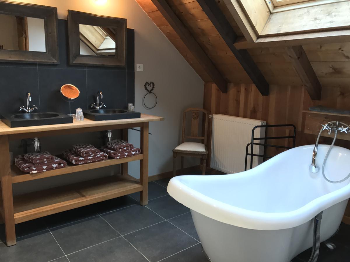 Bed and Breakfast La Cle Des Bois Le Bourg-dʼOisans Exteriér fotografie