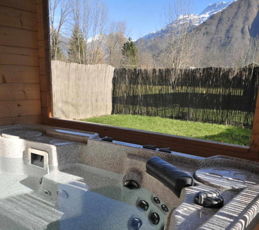 Bed and Breakfast La Cle Des Bois Le Bourg-dʼOisans Exteriér fotografie